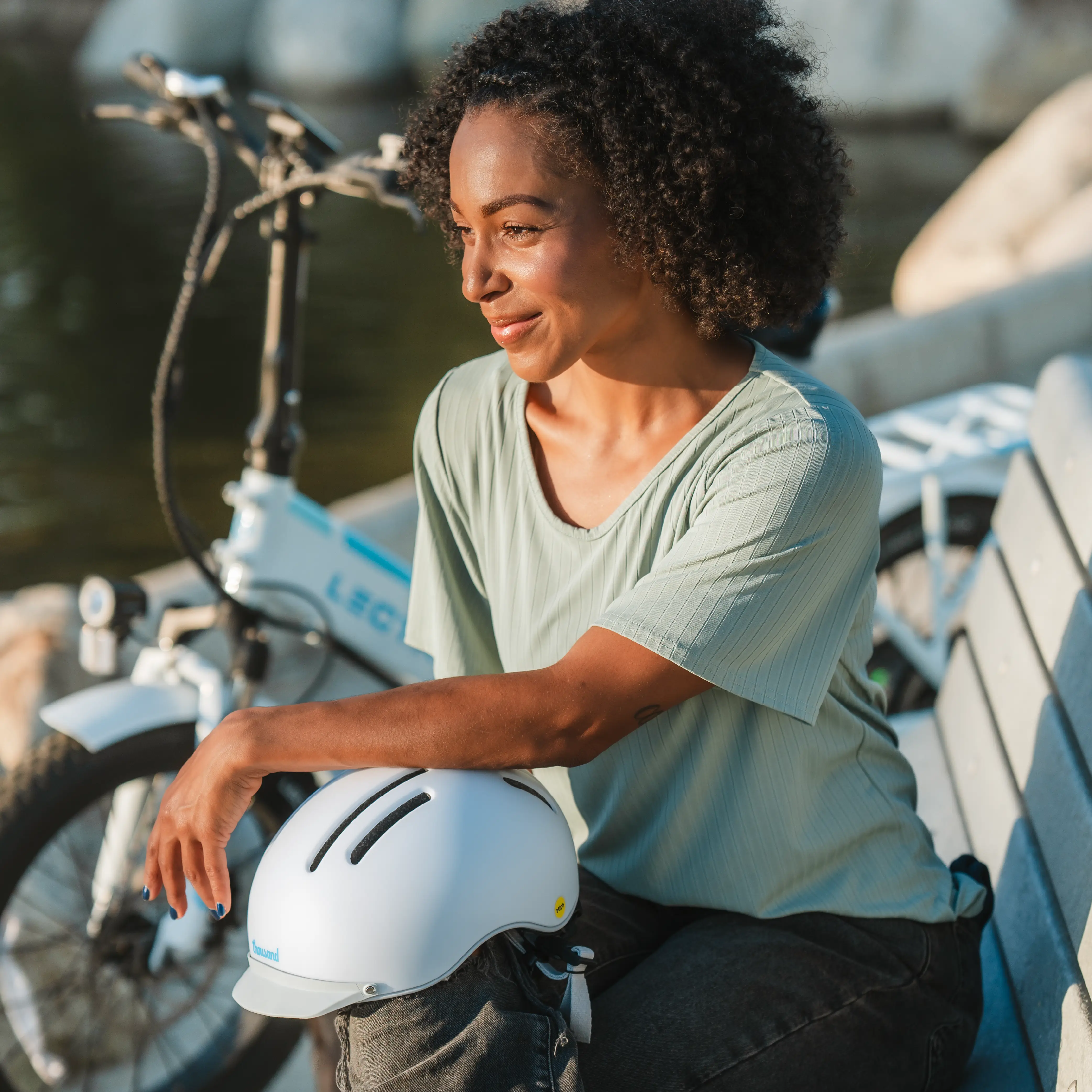 Thousand Chapter MIPS Helmet - Lectric White - Image 14