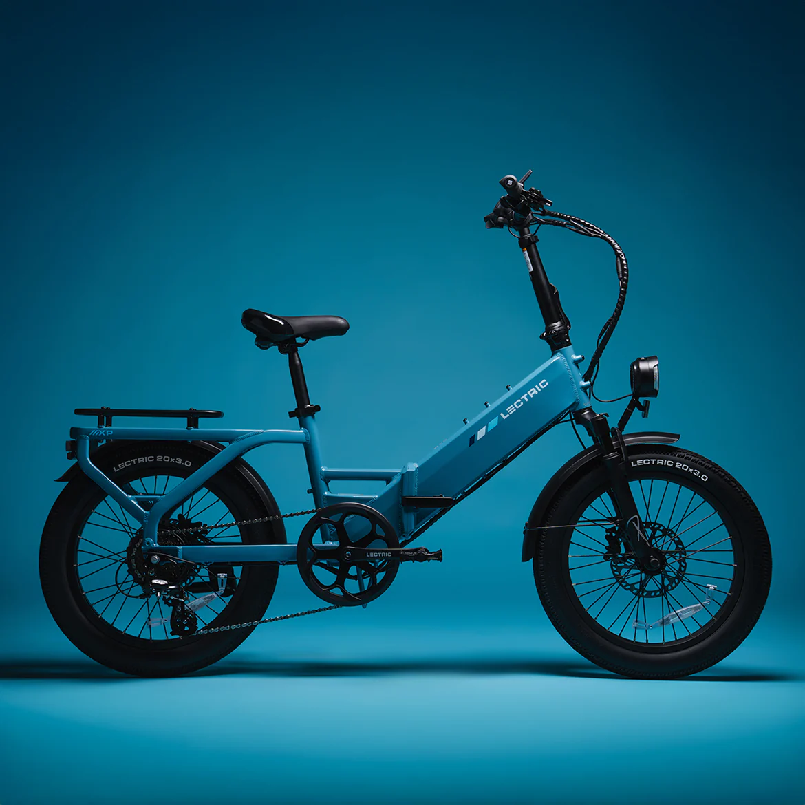 XP4 750 Step-Thru Raindrop Blue eBike - Image 3