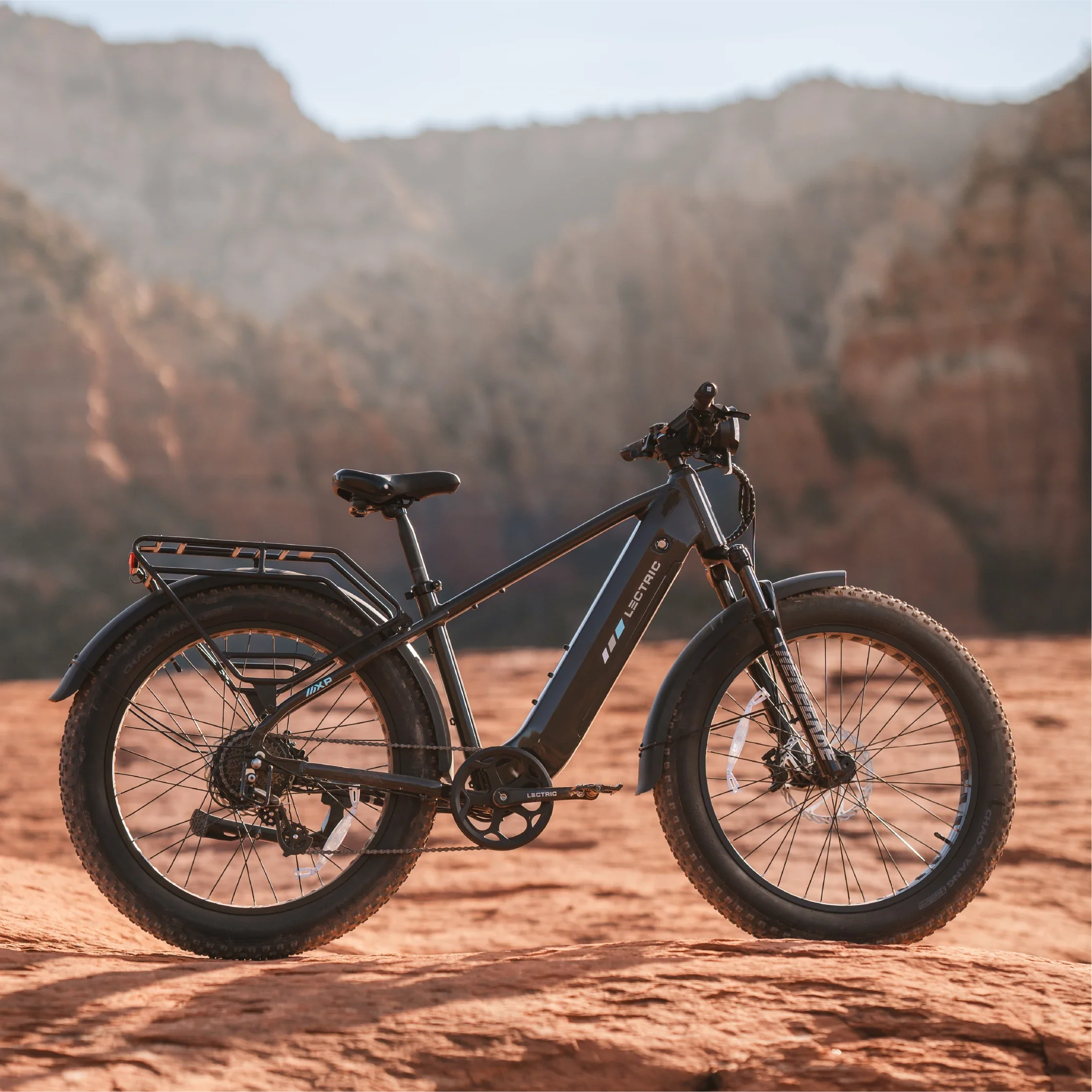 XPeak2 High-Step + FREE Rear Rack, Fenders, Elite Headlight, Suspension Seat Post ($336 Value) - Image 6