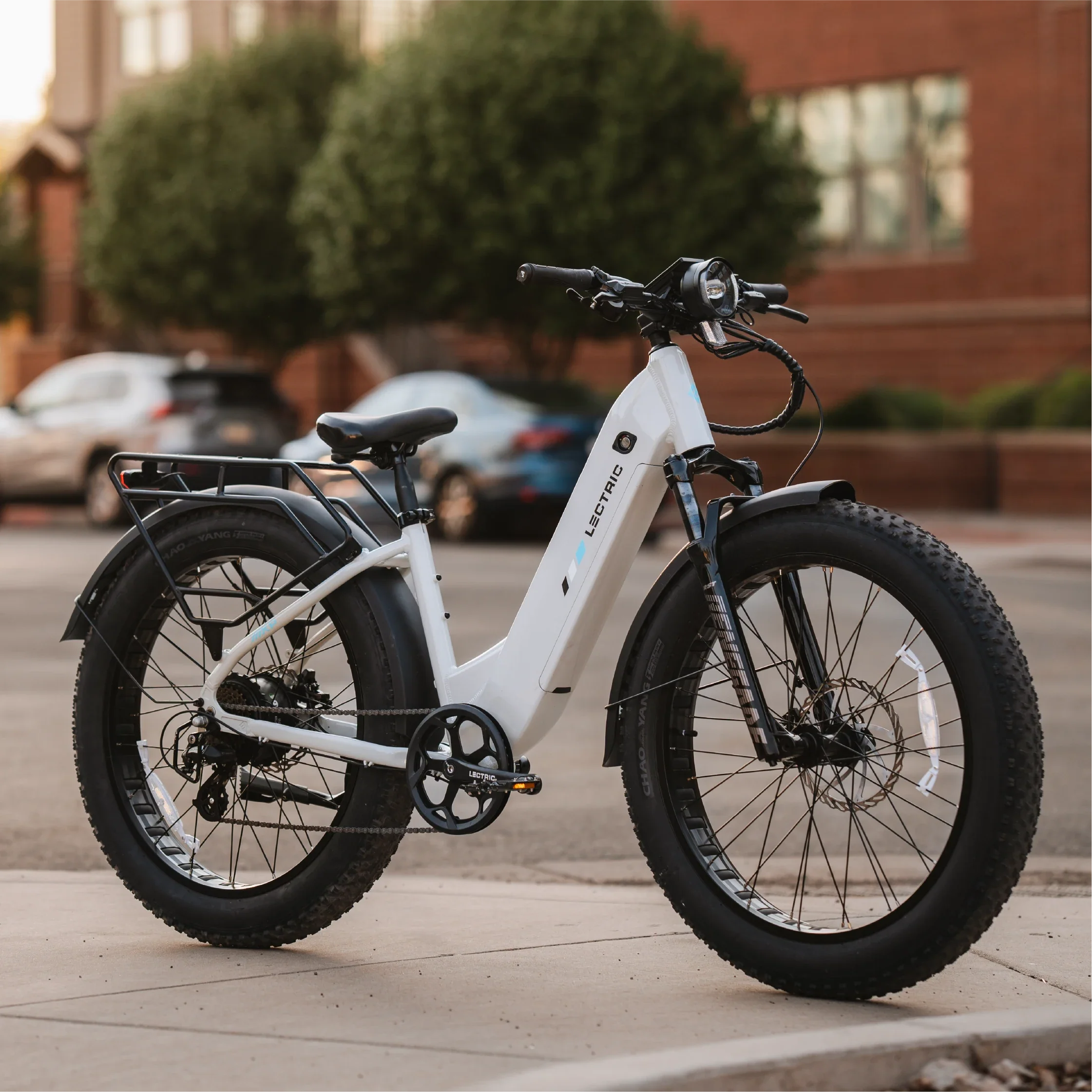 XPeak2 Step-Thru Long-Range + FREE Rear Rack, Fenders, Elite Headlight, Suspension Seat Post ($336 Value) - Image 6
