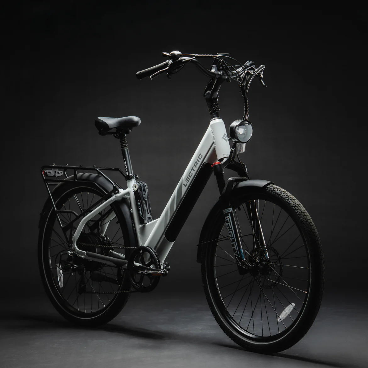 XPress 750 Step-Thru eBike - Image 3